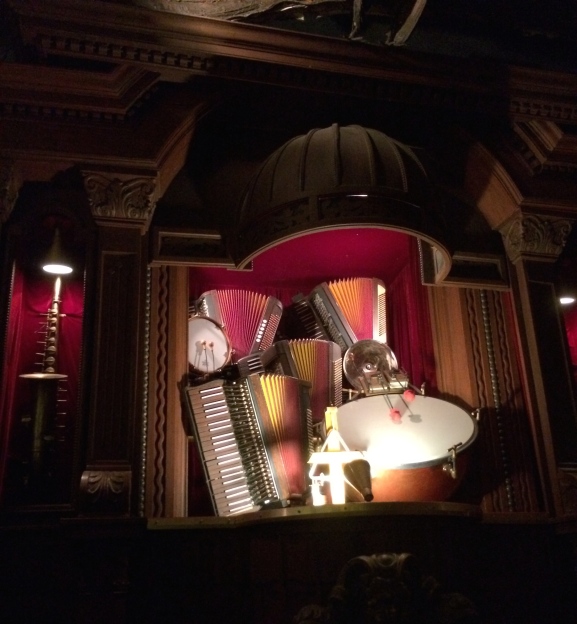 An accordian-based music machine.
